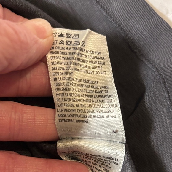 American Eagle charcoal Gray Henley T-Shirt - Picture 5 of 8